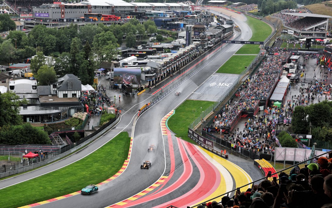 Formation lap behind safety car Belgium wet