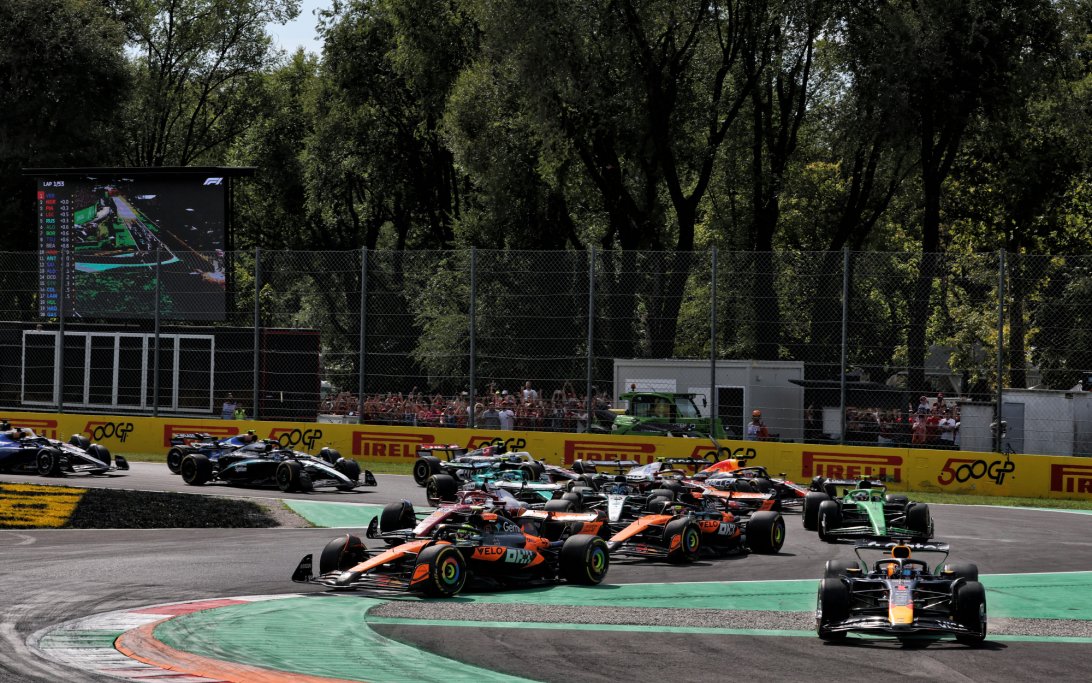 Lando Norris critica manobra 'ilegal' de Max Verstappen no GP da Itália