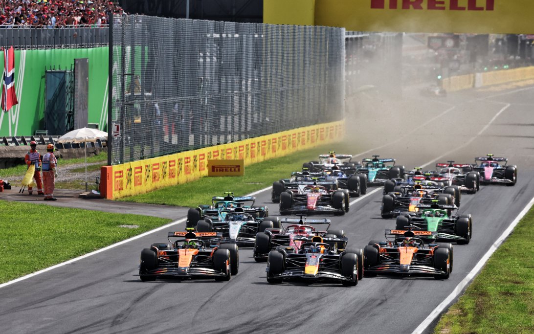 F1: Piastri vede ridursi il vantaggio nel GP d'Italia, McLaren con una doppietta