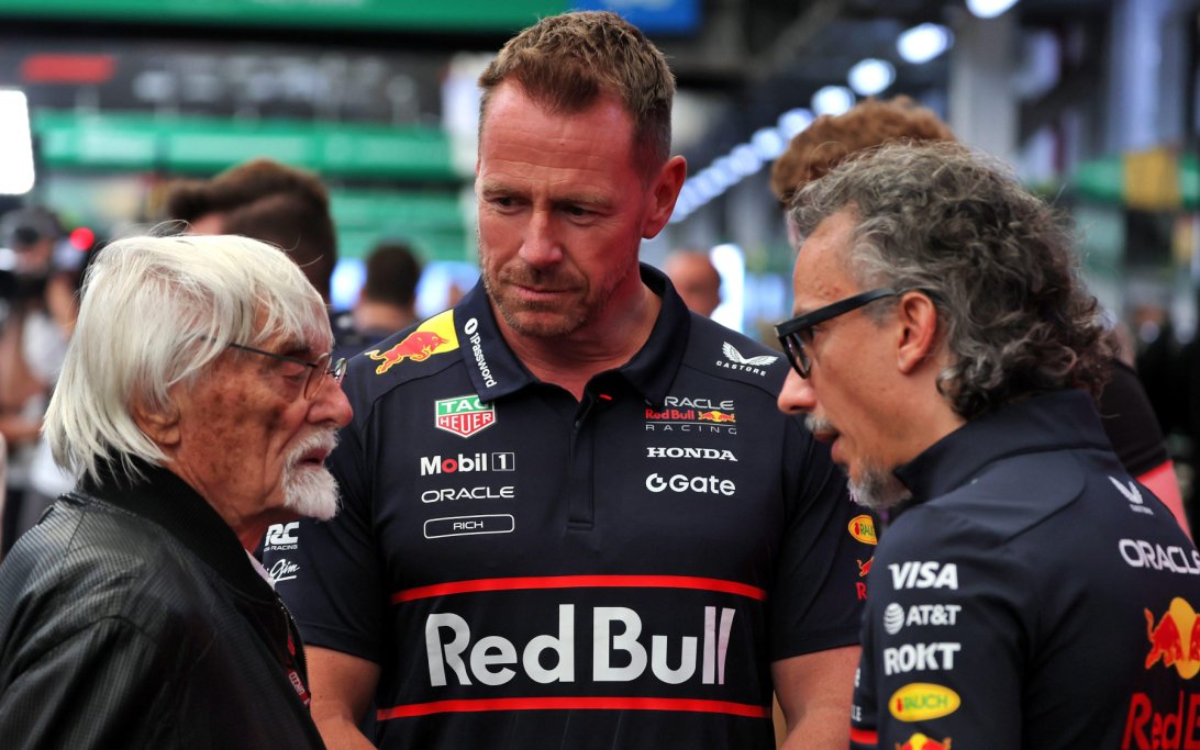 Ecclestone Red Bull