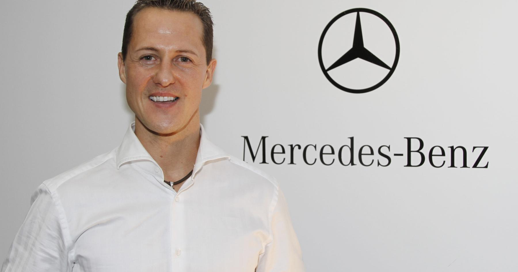 Throwback: Champion announces shock F1 return