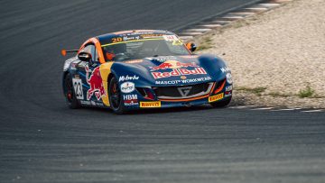 IJzersterke Coronel domineert voor thuispubliek op Zandvoort