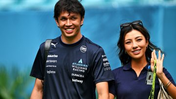 Should F1 show celebrities and girlfriends during on-track sessions?