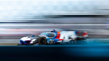 BMW make perfect start as Daytona 24 Hours underway