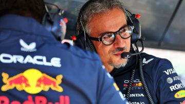 New Red Bull boss discovers 'very complex group' in taking over from Christian Horner