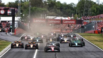 Verstappen moet flink toegeven in door McLaren aangevoerd lijstje
