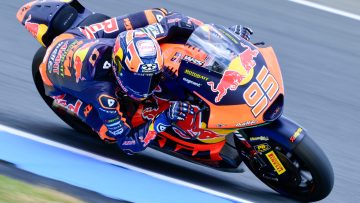 Veijer kent zeer teleurstellende Moto2-race in Frankrijk na vroege crash