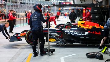 Verstappen en Tsunoda 'doelbewust' met verschillende Red Bulls