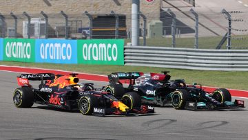 IJzersterke Verstappen zette titelambities kracht bij na titanenstrijd met Hamilton