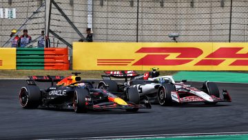 F1-coureur op randje van schorsing, Verstappen met meer ademruimte