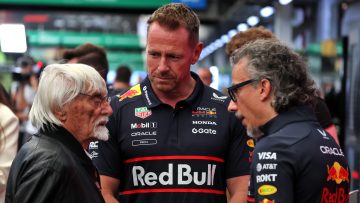 Verstappen en Red Bull centraal op kerstkaart Ecclestone