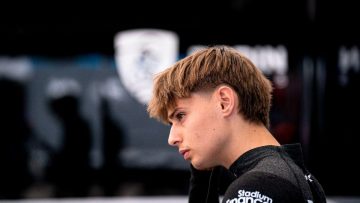 Rising New Zealand motorsport star rewrites record books