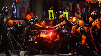 McLaren pitcrew Las Vegas