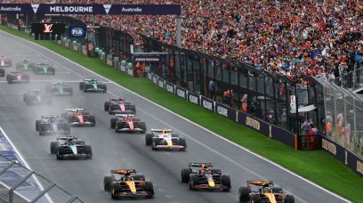 Australia race start wet