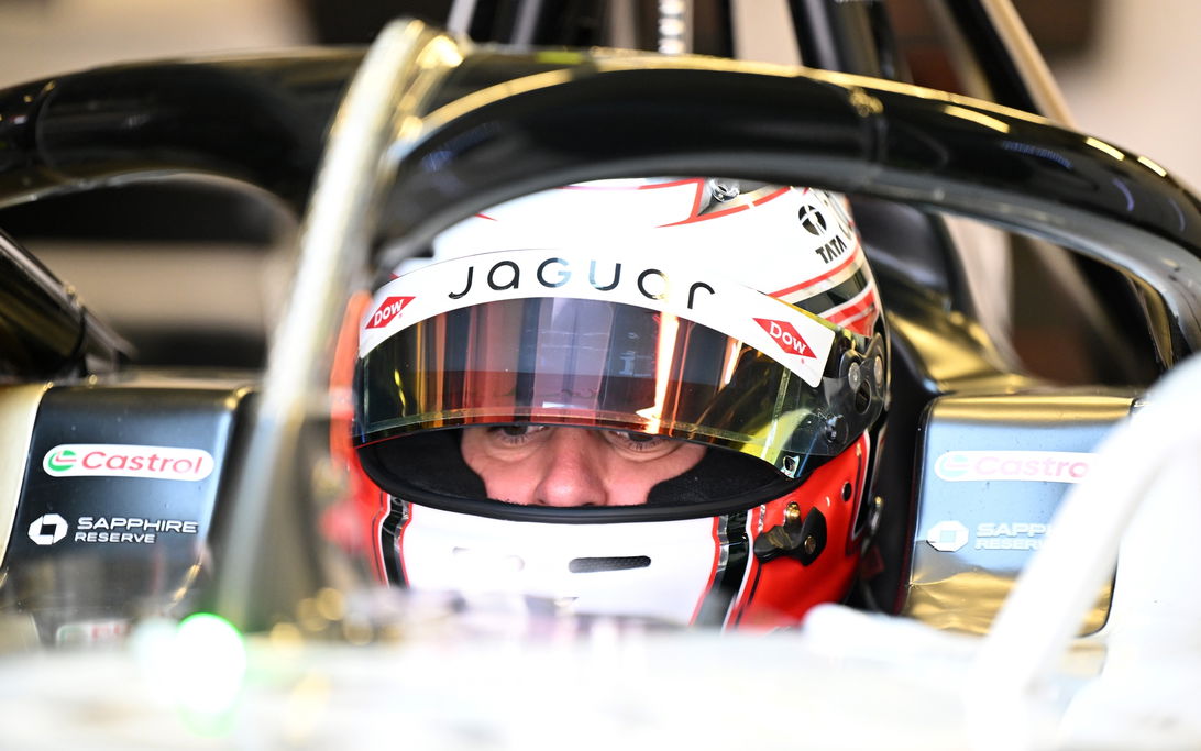 2255544483 2048x2048