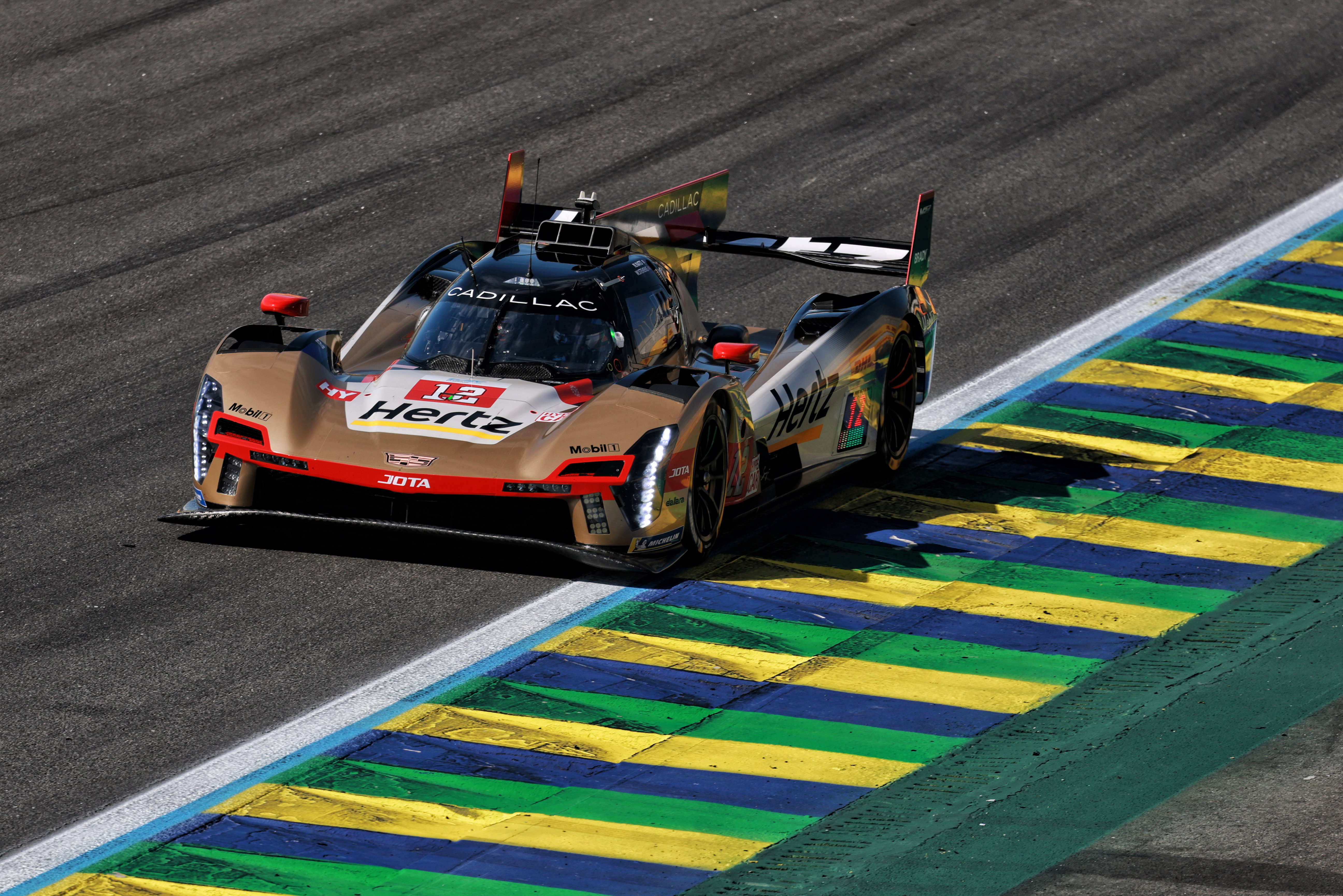 12 Cadillac Sao Paulo