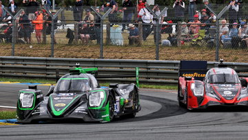 Spectaculaire debuutzege Verschoor in rook op na explosief drama 24 uur Le Mans