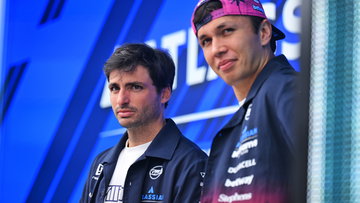 Williams send Carlos Sainz and Alex Albon key message: 'It won't ever happen again'