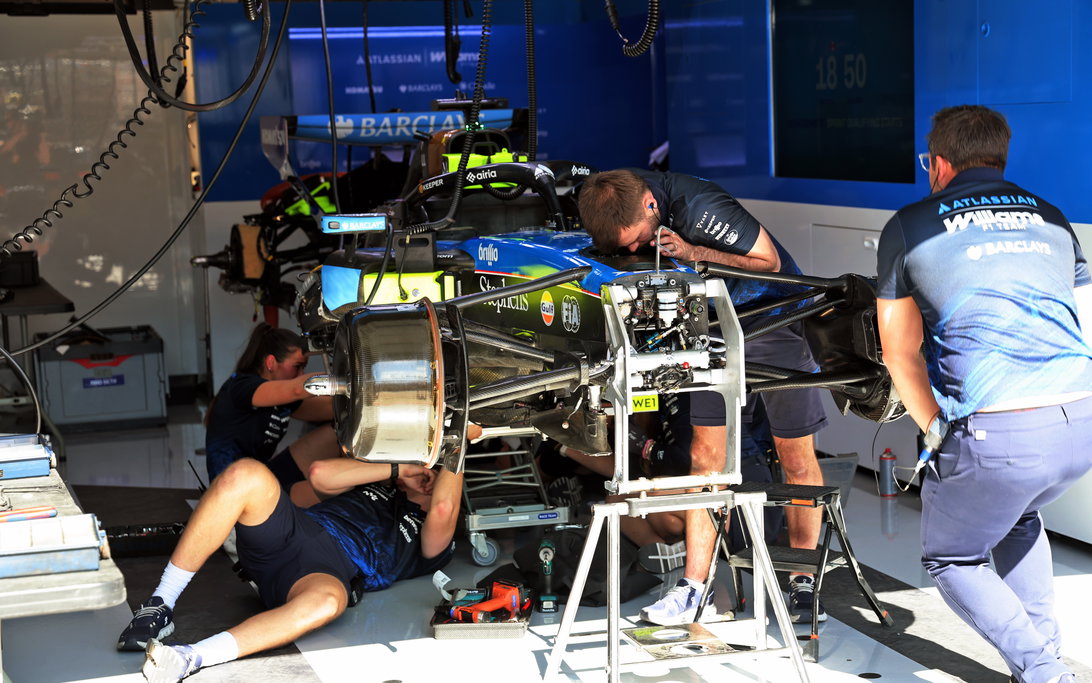 Three drivers set for pit-lane starts in Canadian GP Sprint