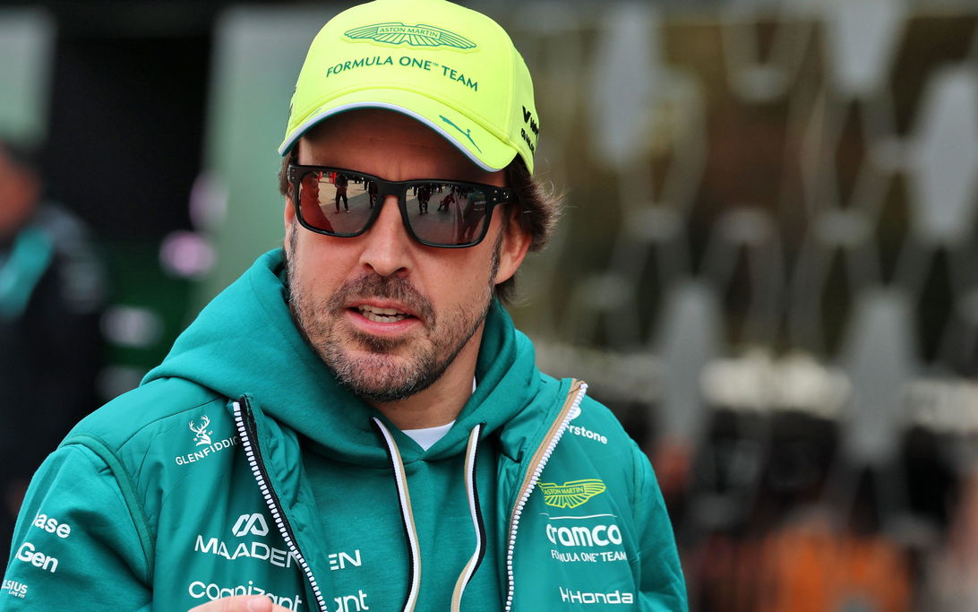 Fernando Alonso provides health update after vibration-induced retirement