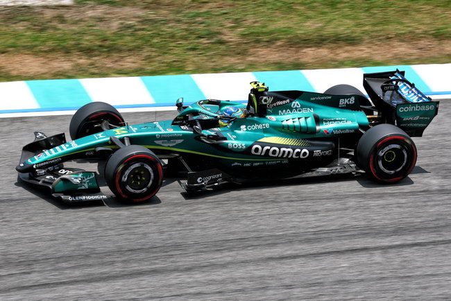 Motorsport - Formula One World Championship - Bahrain Grand Prix - Practice Day - Sepang, Malaysia