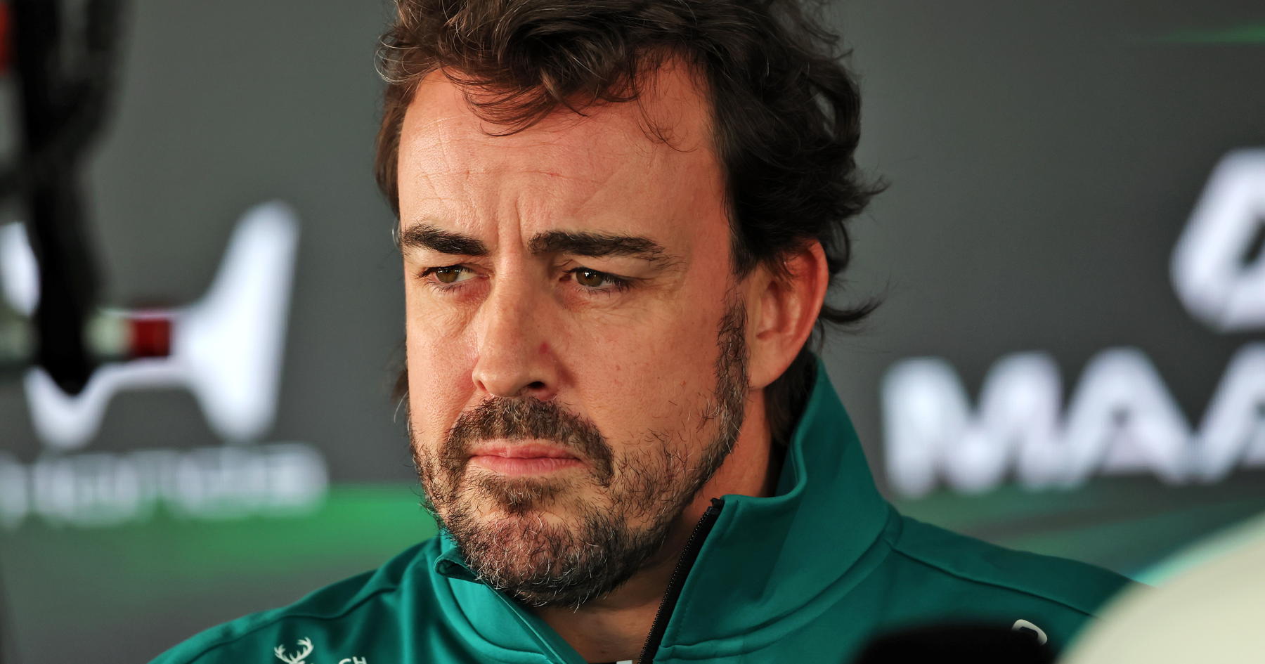 Fernando Alonso slates 'back of the grid' drivers after Alex Albon collision