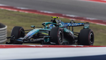 Aston Martin diep onder de indruk van 'bijzonder talent' Alonso
