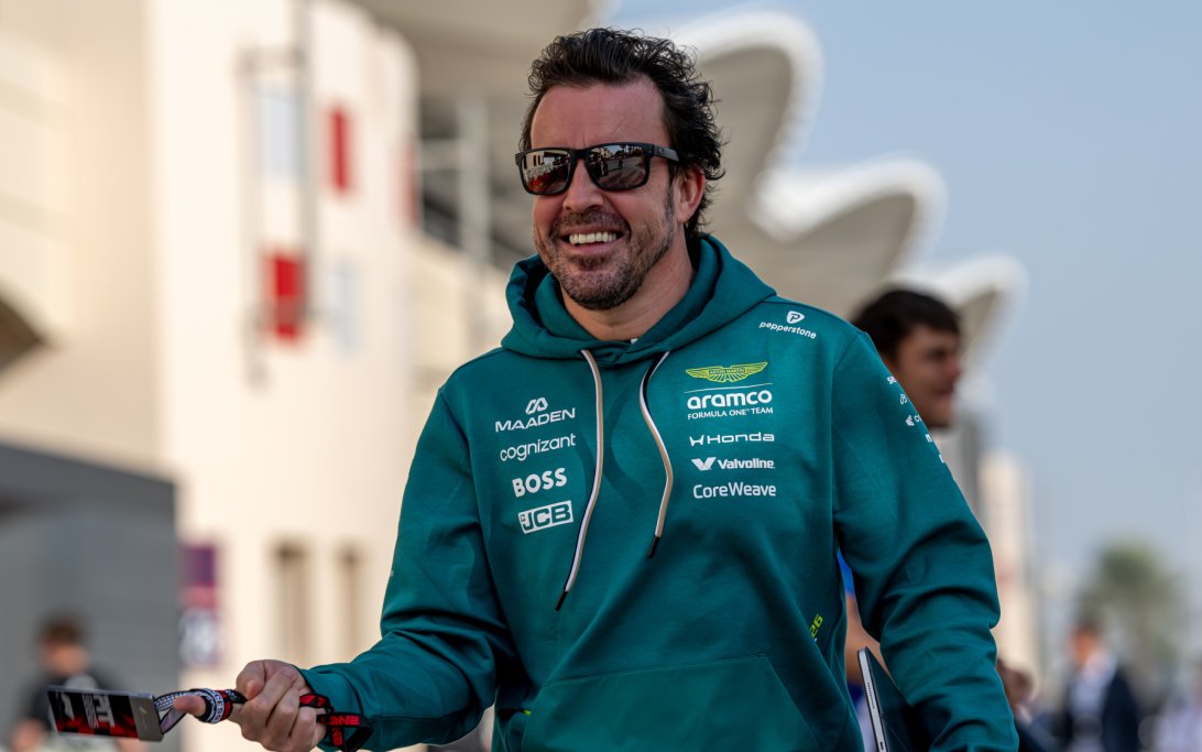 El futuro de Alonso en duda tras el preocupante inicio de Aston Martin