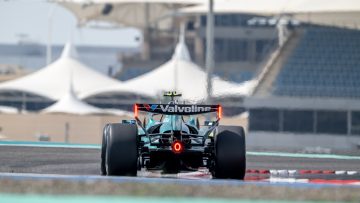 Honda admit Aston Martin 'playing catch-up' after difficult Bahrain test