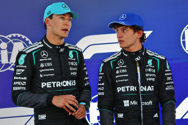 (L to R): Pole sitter George Russell (GBR) Mercedes AMG Formula One Team in qualifying parc ferme with third placed team mate Andrea Kimi Antonelli (ITA) Mercedes AMG Formula One Team.
13.06.2026. Formula 1 World Championship, Rd 7, Barcelona-Catalunya Grand Prix, Barcelona, Spain, Qualifying Day.
- www.xpbimages.com, EMail: requests@xpbimages.com © Copyright: Batchelor / XPB Images