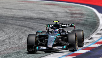Verstappen and Norris endure issues as Mercedes cruise in red-flagged FP1