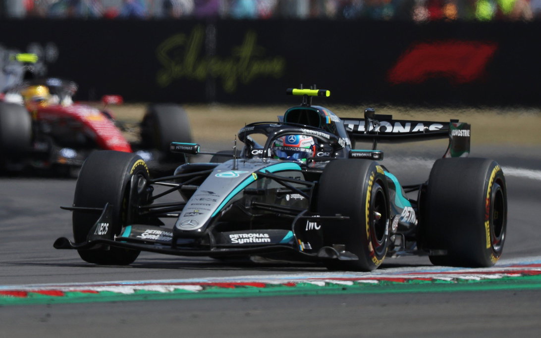 Mercedes Weighs Protest of Antonelli's British GP Penalty