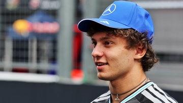 Vader Antonelli grapt met Kimi: "Dan draai ik je de nek om als een kip!"