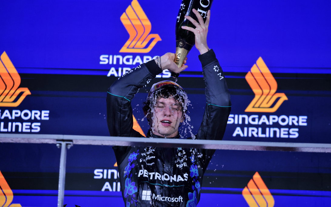 Antonelli podium Singapore