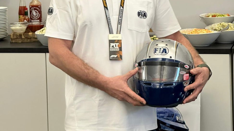 			© Sándor Mészáros
	