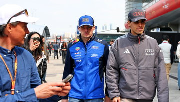Bortoleto zet 'inspiratiebron' Verstappen in het zonnetje: "Hij is puur en oprecht"