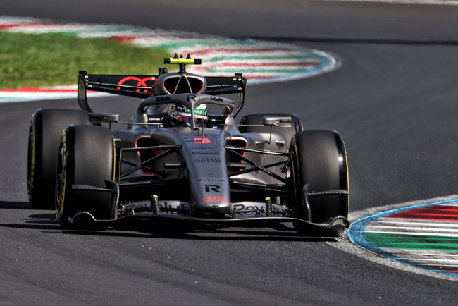 Motor Racing - Formula One World Championship - Italian Grand Prix - Qualifying Day - Monza, Italy