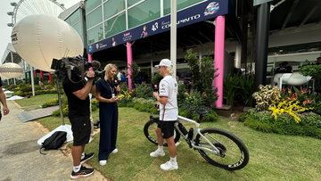 Valtteri Bottas reveals 'jungle mind games' on 'epic' journey to Singapore