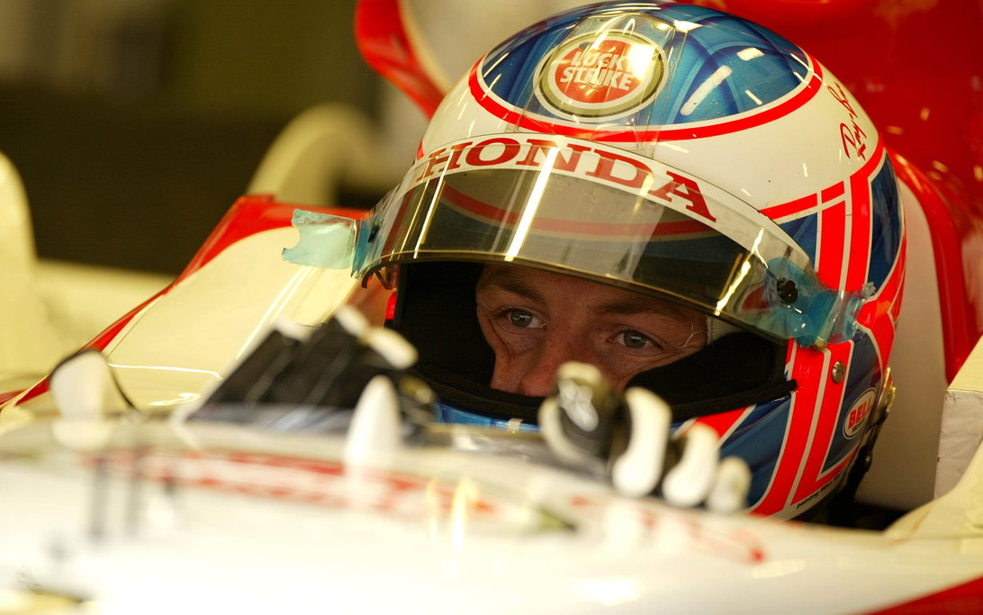Button 2004