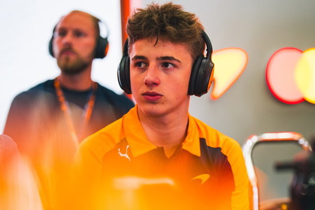 			© McLaren Racing
	
