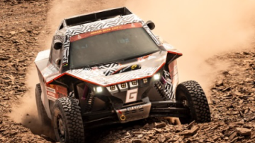 Nederlandse coureur schrijft geschiedenis in Dakar Rally