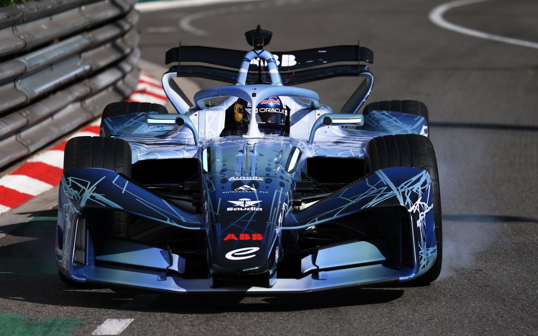 Coulthard Non Vede l'Ora di Riprovare la 'Bestia' Gen4 della Formula E