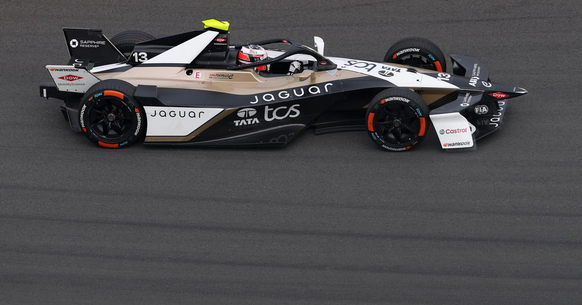 Jaguar responds to troubling Formula E Tokyo record as title fight nears climax