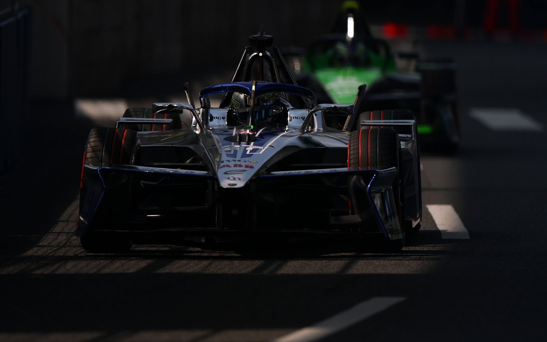 Dennis Tokyo FP2