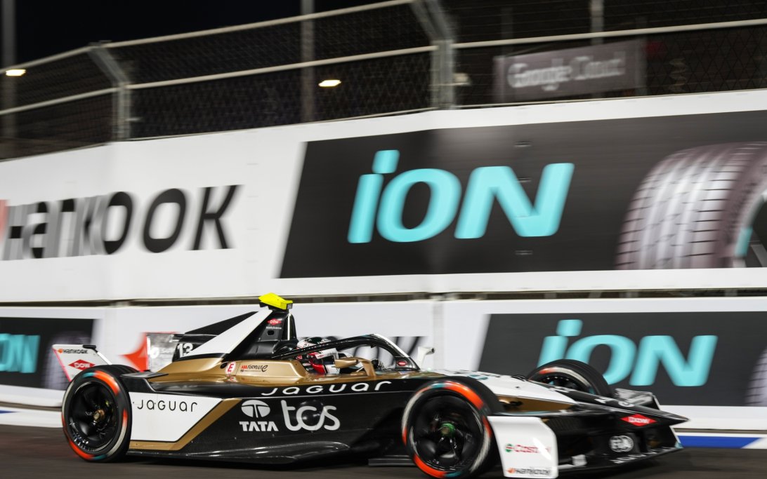 2261279155 2048x2048