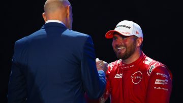 Oliver Rowland dedicates Formula E podium to new race engineer after major pressure