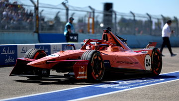 Pascal Wehrlein bounces back from disappointment for Formula E Berlin pole