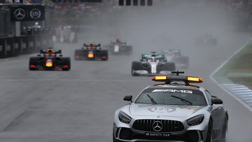 Fan favourite F1 race return assessed as Max Verstappen denies significant F1 move - RacingNews365 Review