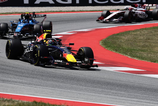 Hadjar Barcelona race