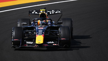 Red Bull fire title warning after 'hard dark cloud' F1 realisation